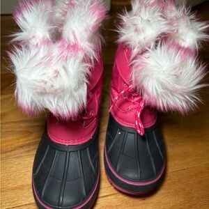 Dream Pairs Pink and Black Kids Boots
